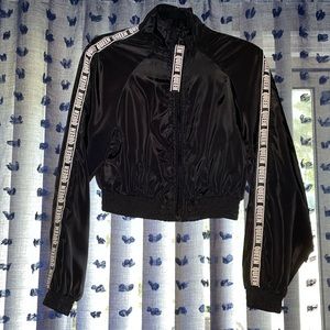 Queen black crop top jacket